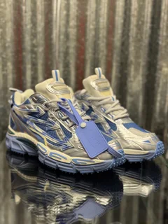 کتونی آف وایت