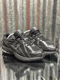 کتونی نیو بالانس 1906R