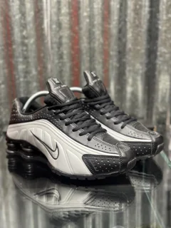 کتونی نایک shox