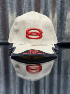 کلاه مستر بالنسیاگا